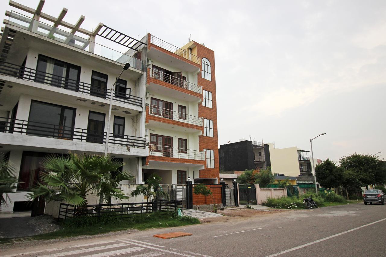 Oyo 9192 Hotel Raghav Residency ノイダ エクステリア 写真
