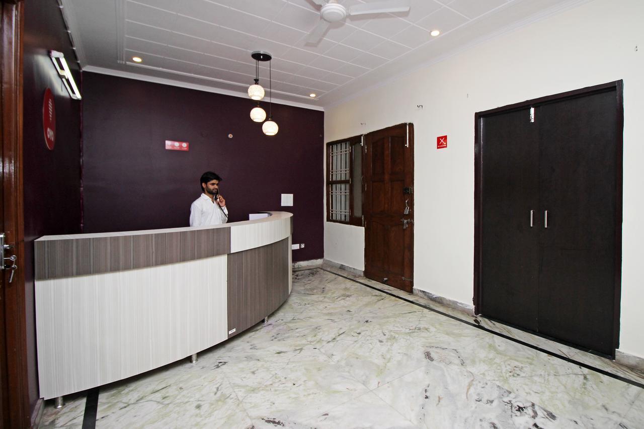 Oyo 9192 Hotel Raghav Residency ノイダ エクステリア 写真