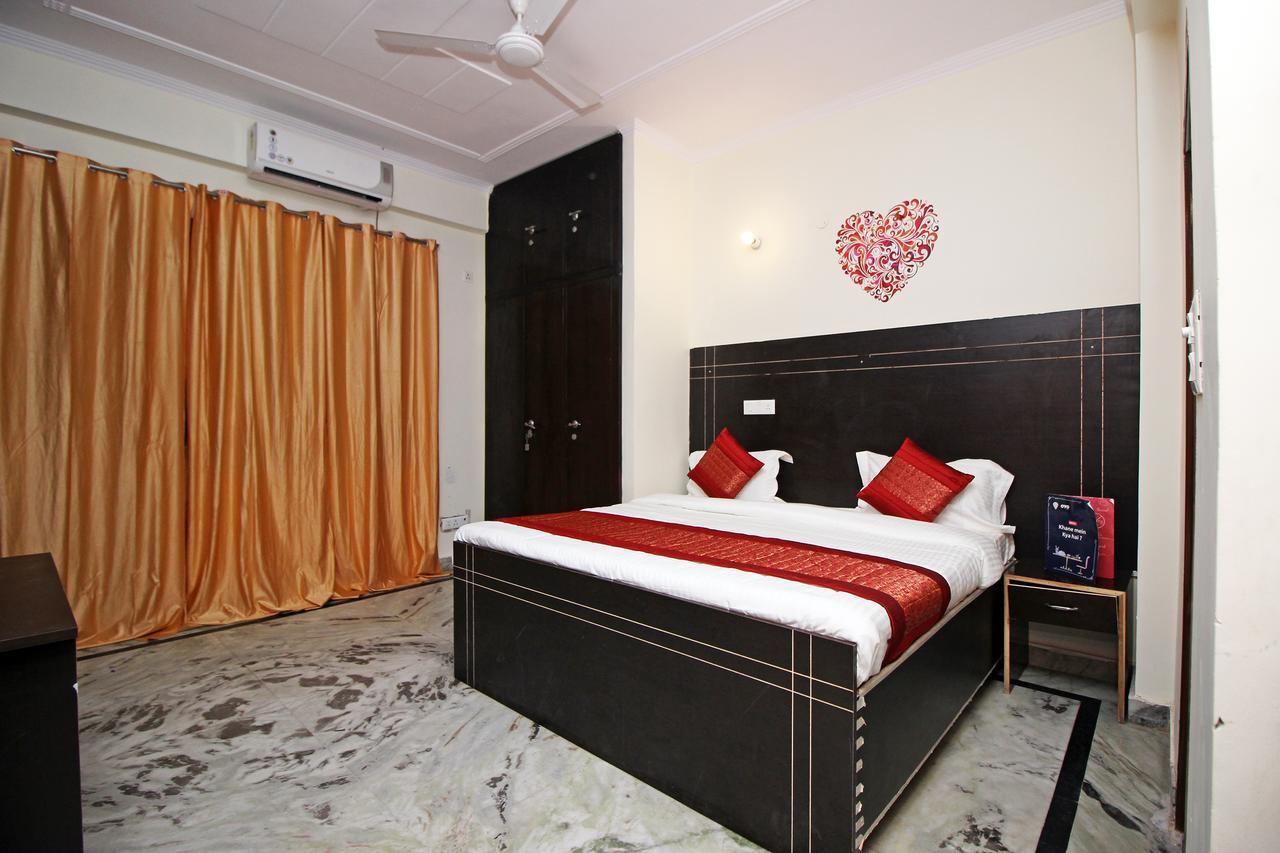 Oyo 9192 Hotel Raghav Residency ノイダ エクステリア 写真