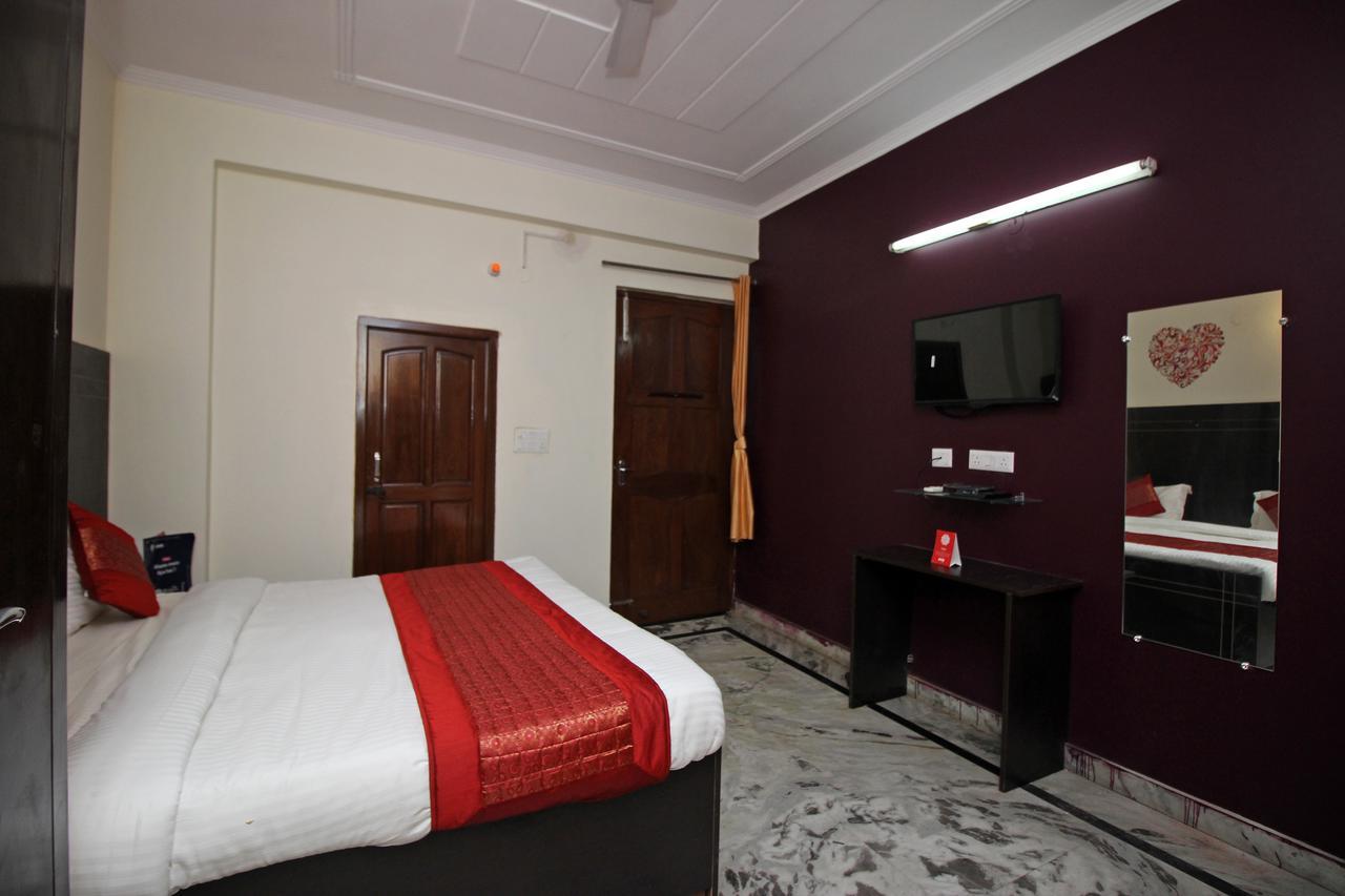 Oyo 9192 Hotel Raghav Residency ノイダ エクステリア 写真