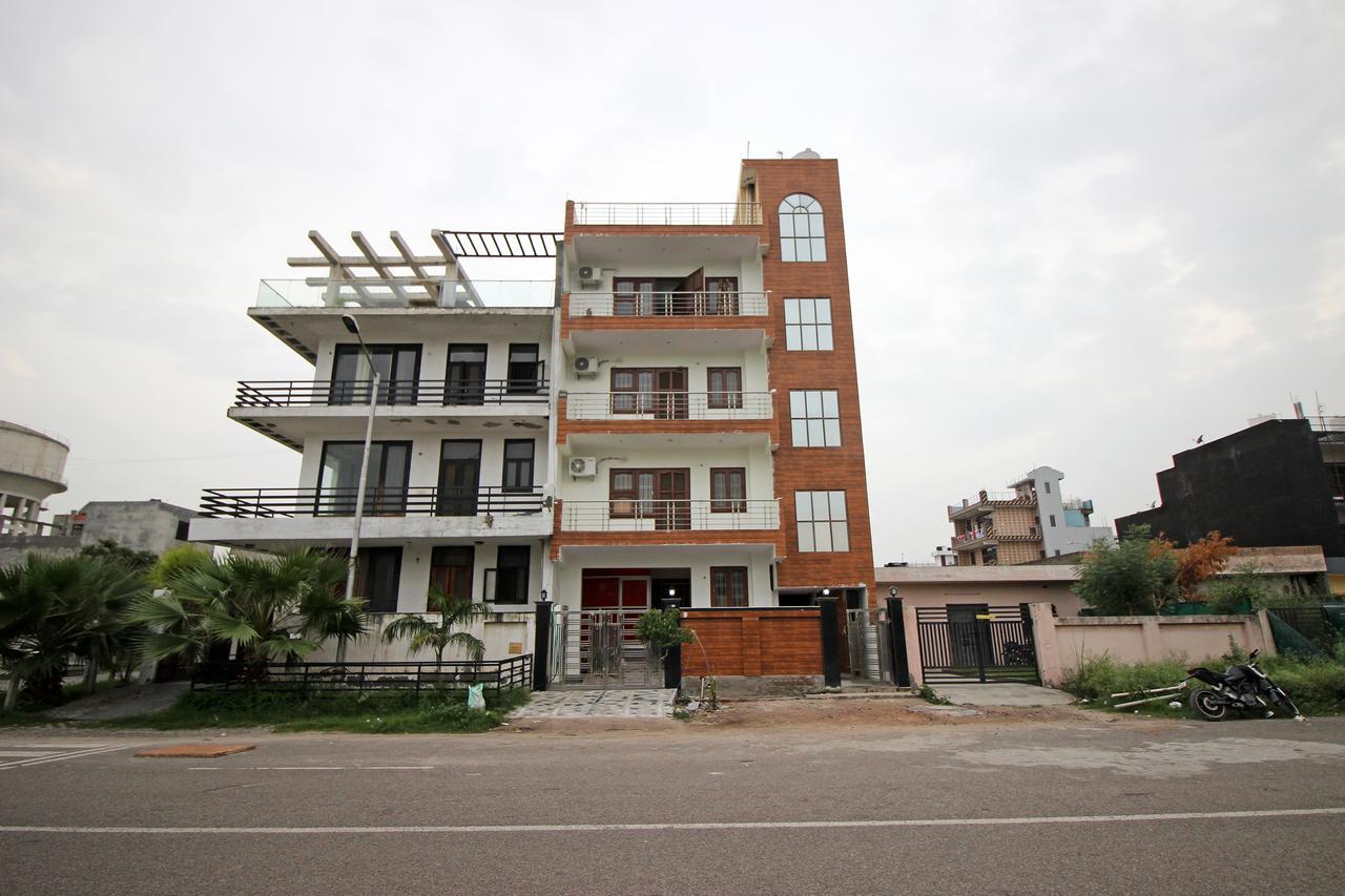 Oyo 9192 Hotel Raghav Residency ノイダ エクステリア 写真